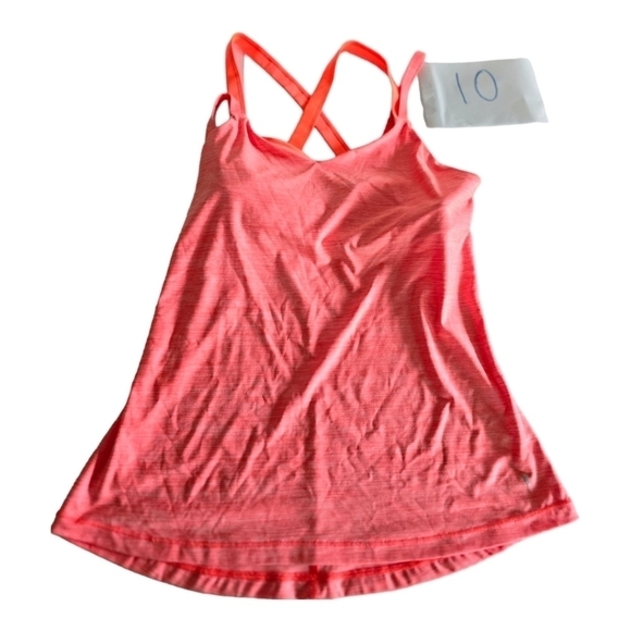 Danskin now women's tank top in size 8, medium exellent condition - Picture 1 of 7
